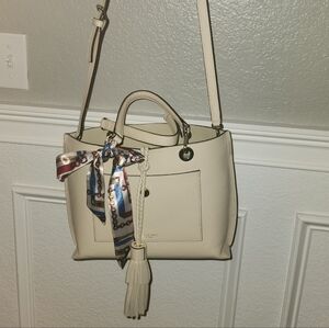 Henri Bendel Worth Avenue medium tote